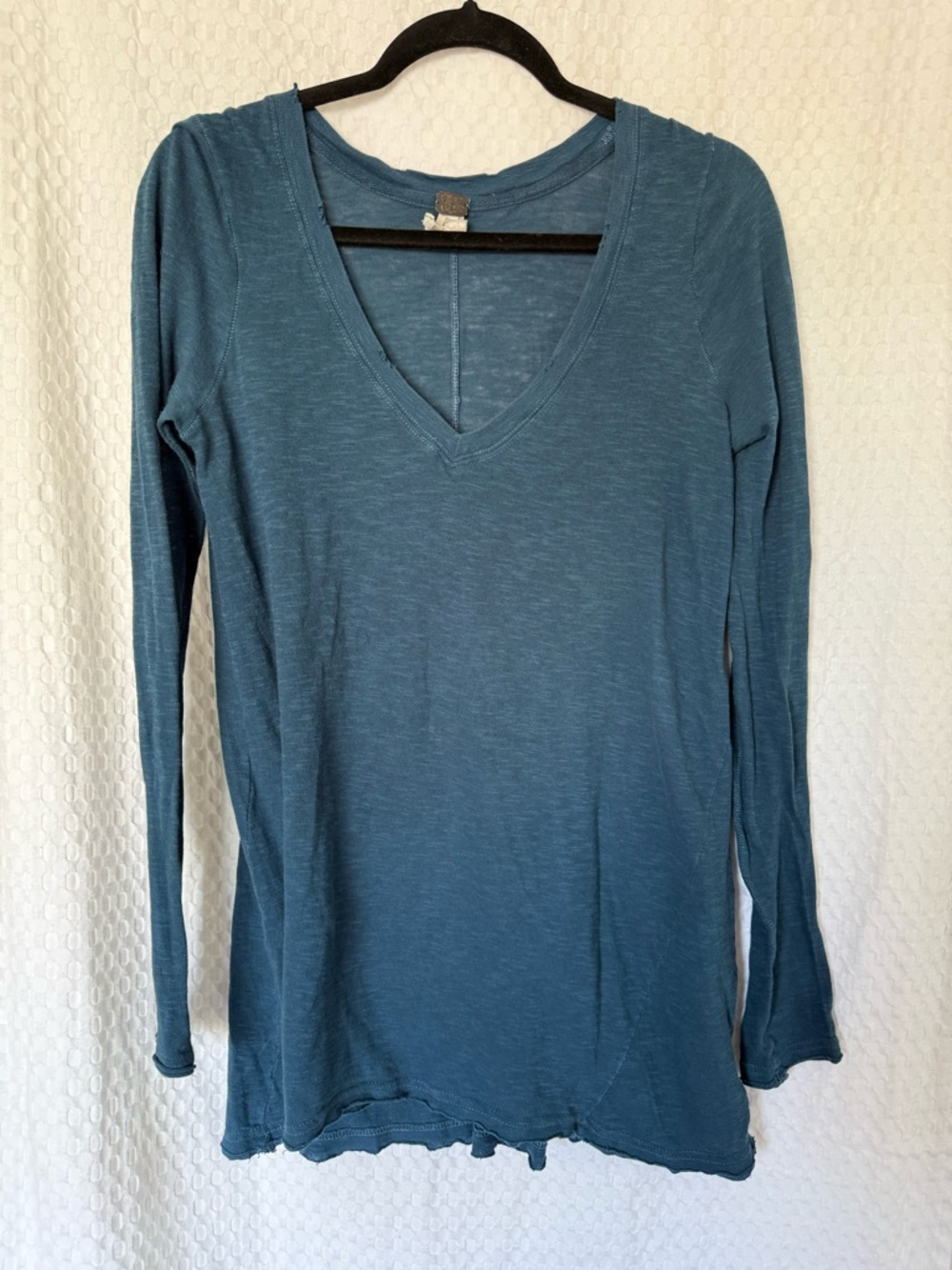 We The Free Blue Slub V Neck Long Sleeve Tee Boho Raw Hem S